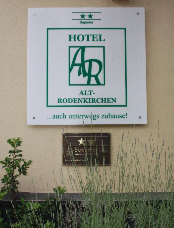 Hotel Alt-Rodenkirchen Colonia Exterior foto